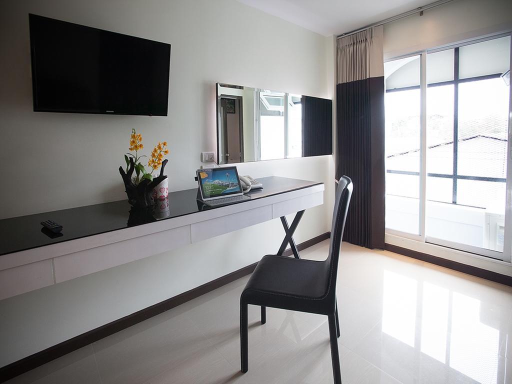 Md Grand Hotel Nakhon Nakhon Si Thammarat Exterior foto
